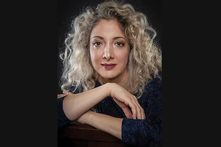 پنجره‌ای به رویا: اپراهای جهانی برای اولین بار به فارسی